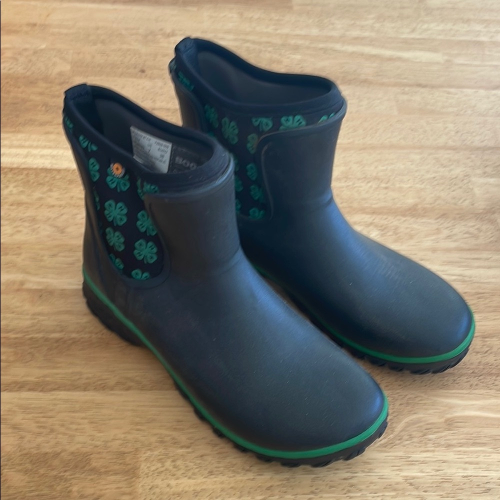 BOG Black and Green Rain Boots